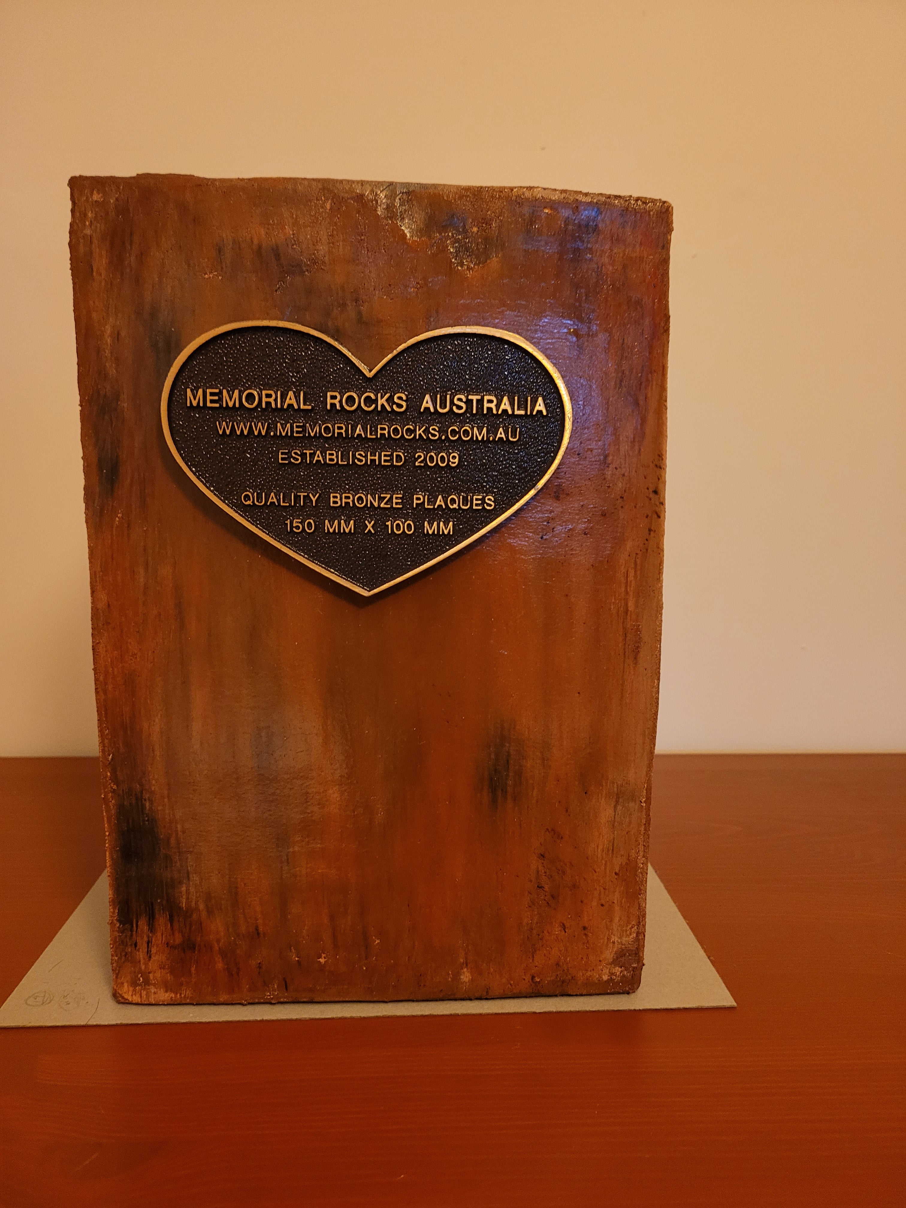 Indoor / Outdoor Memorial Urn for ashes no. 1758