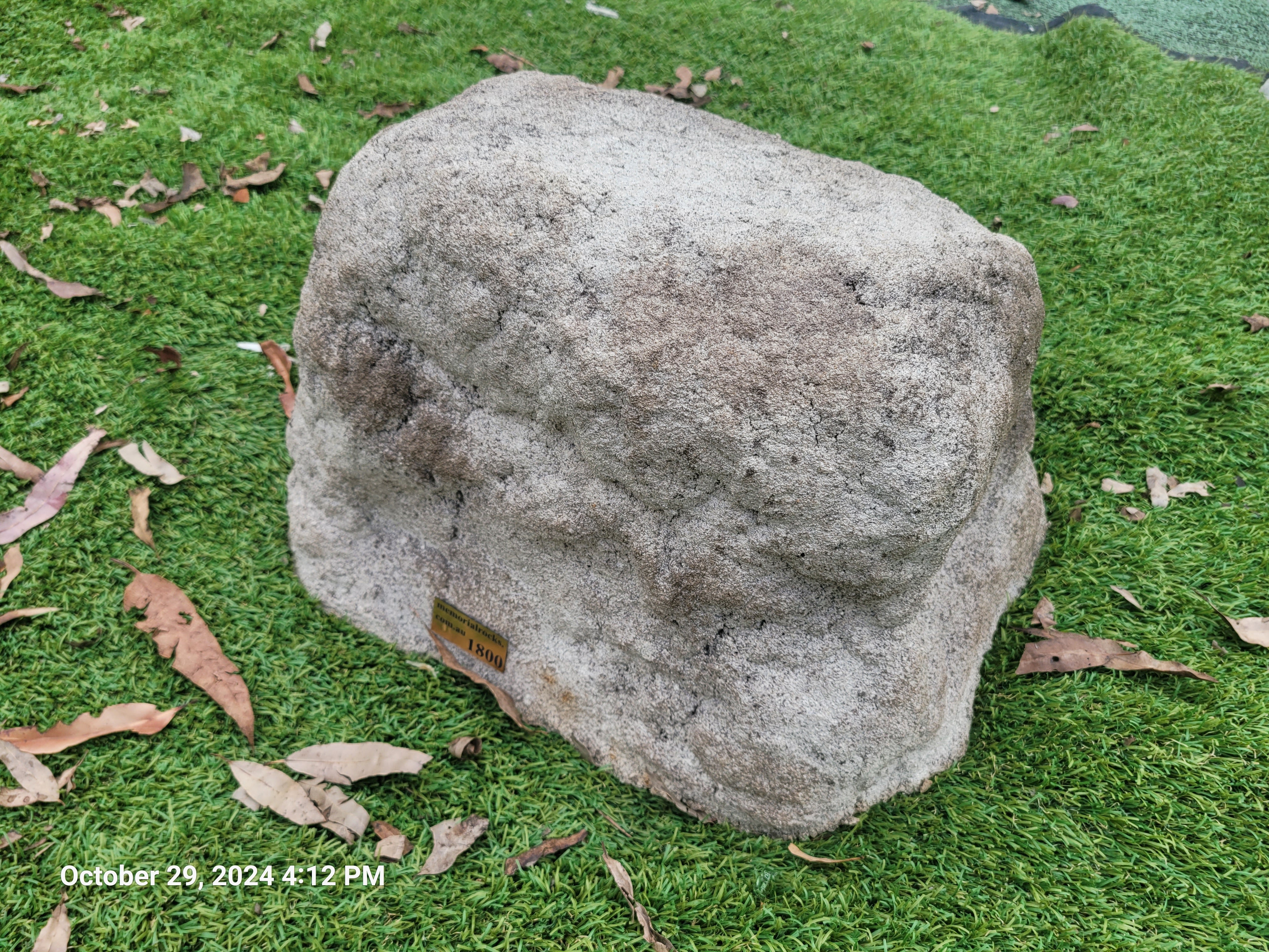 Memorial Rock Urn 1800  Large Natural Riversand