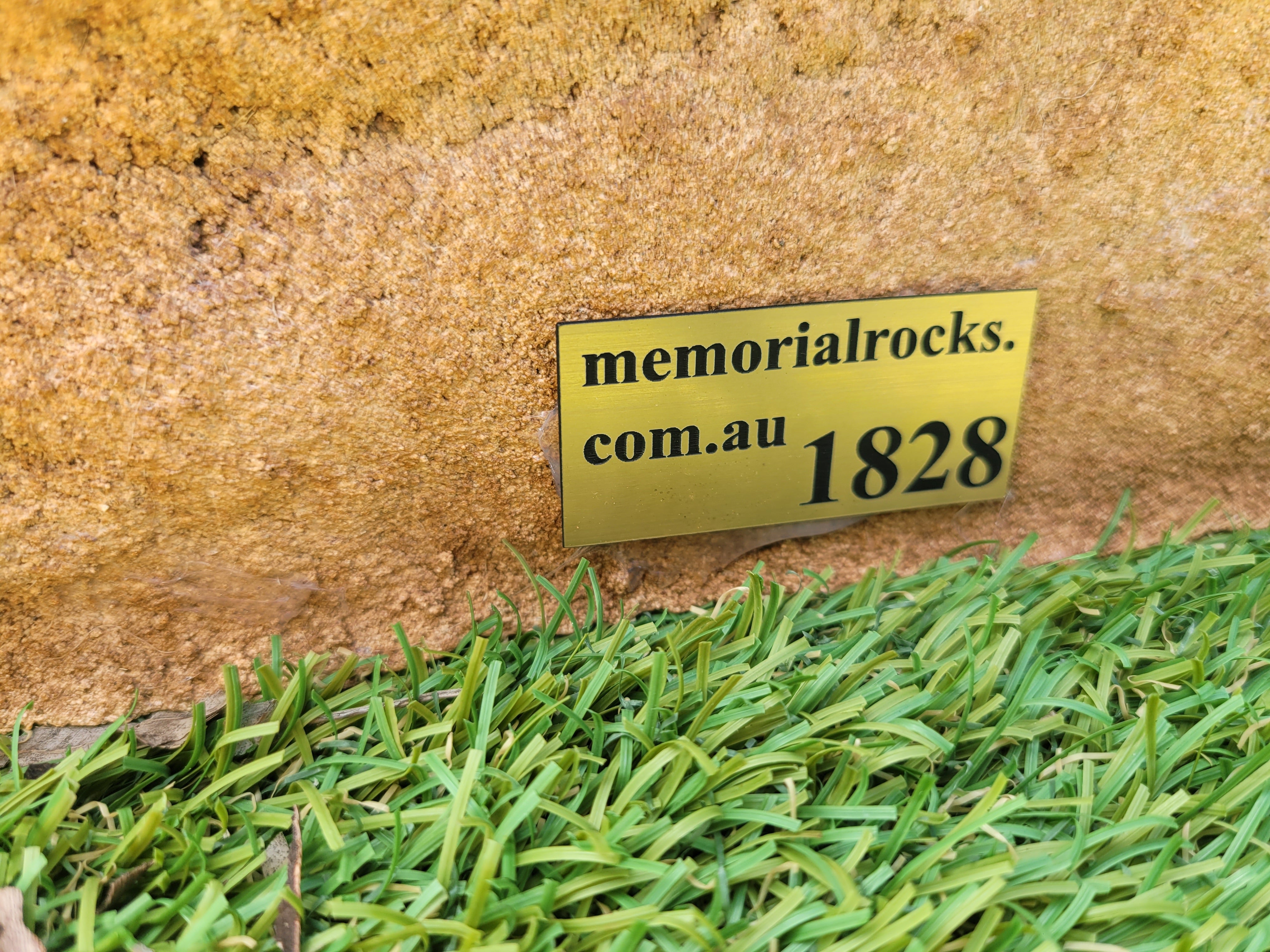 Memorial Rock Urn 1828  Medium Sandstone