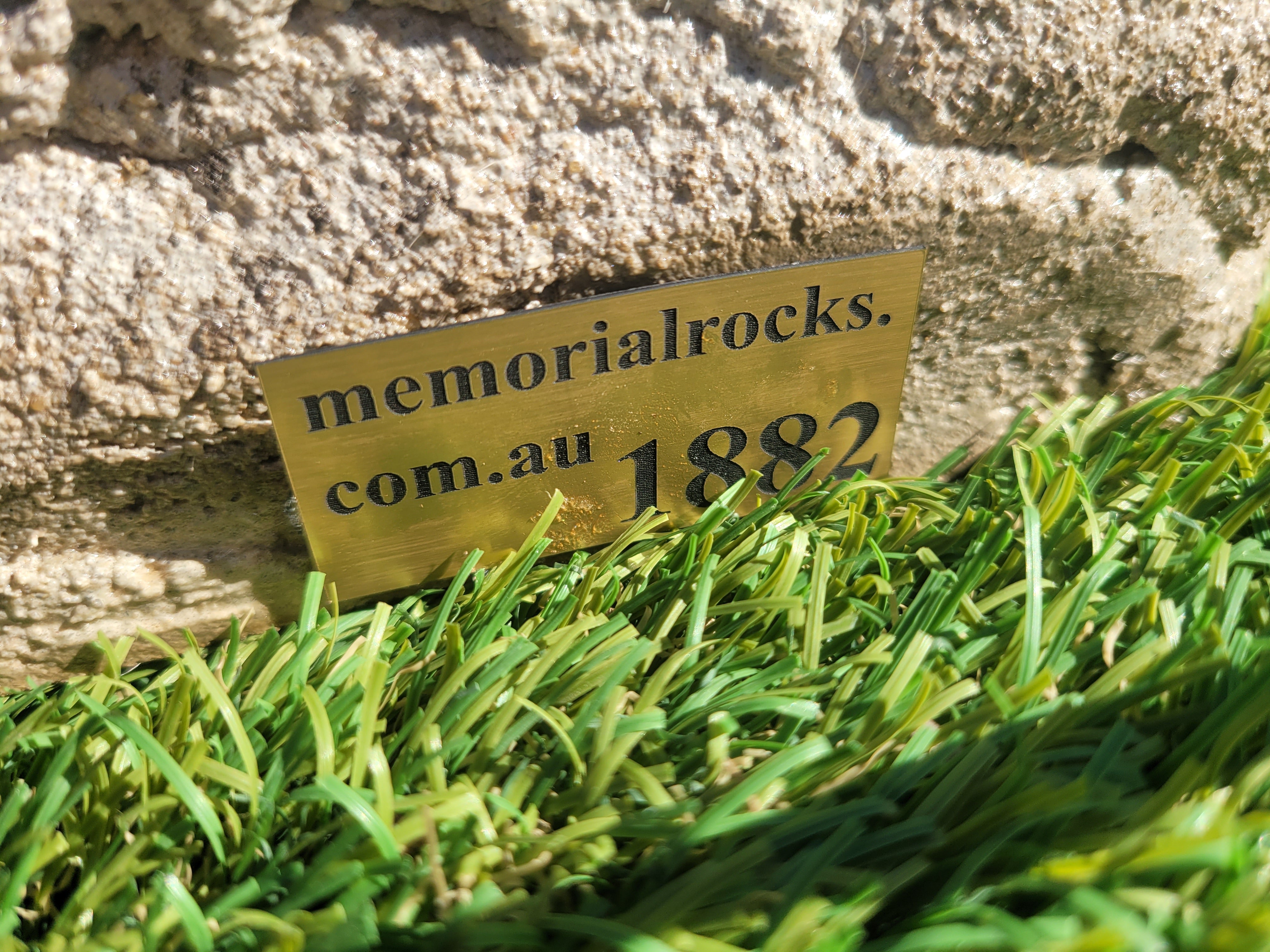 Partial Ash Rock Urn PA 1882 Natural Riversand