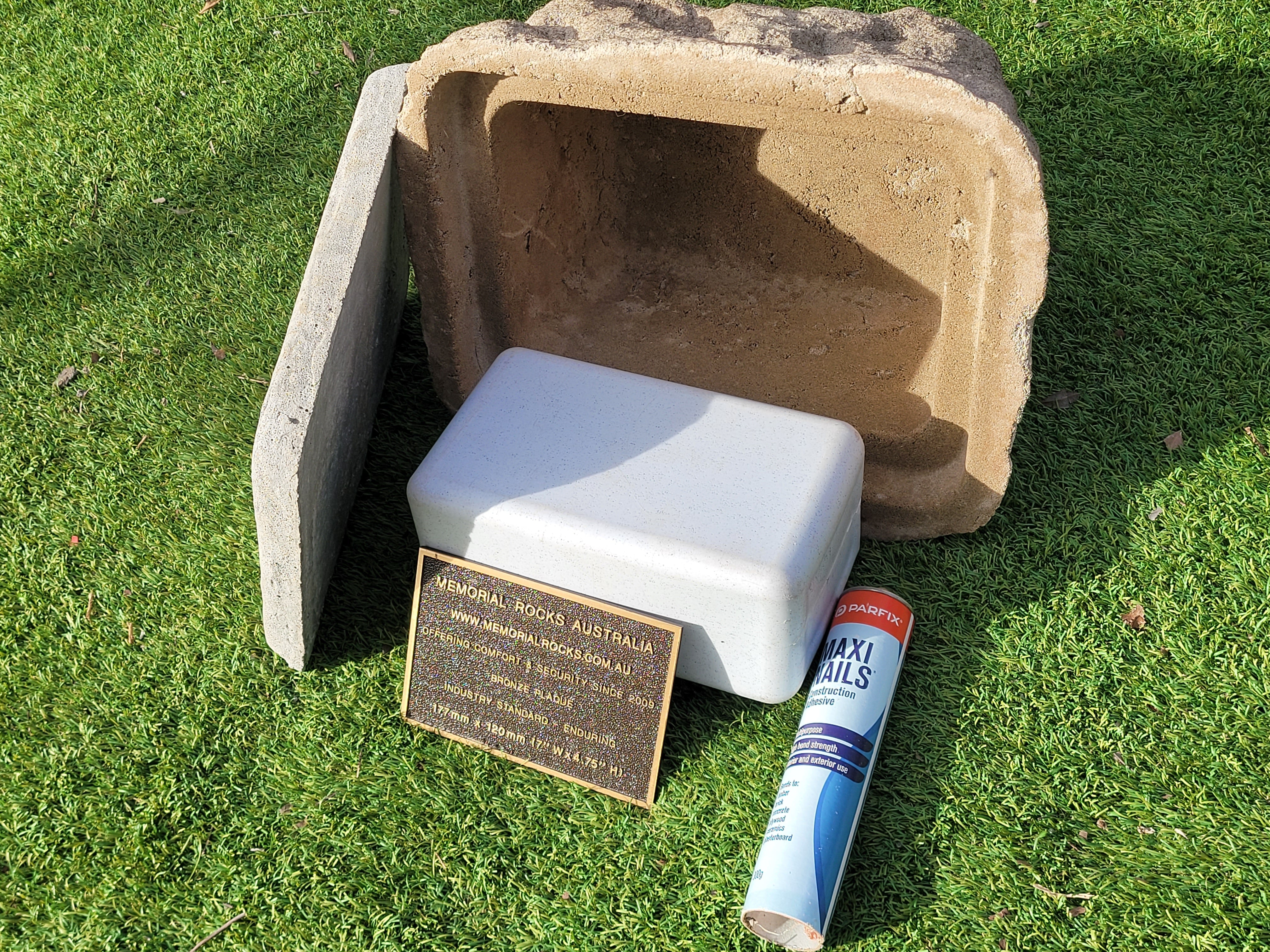 Memorial Rock Urn 1902  Large Natural Riversand