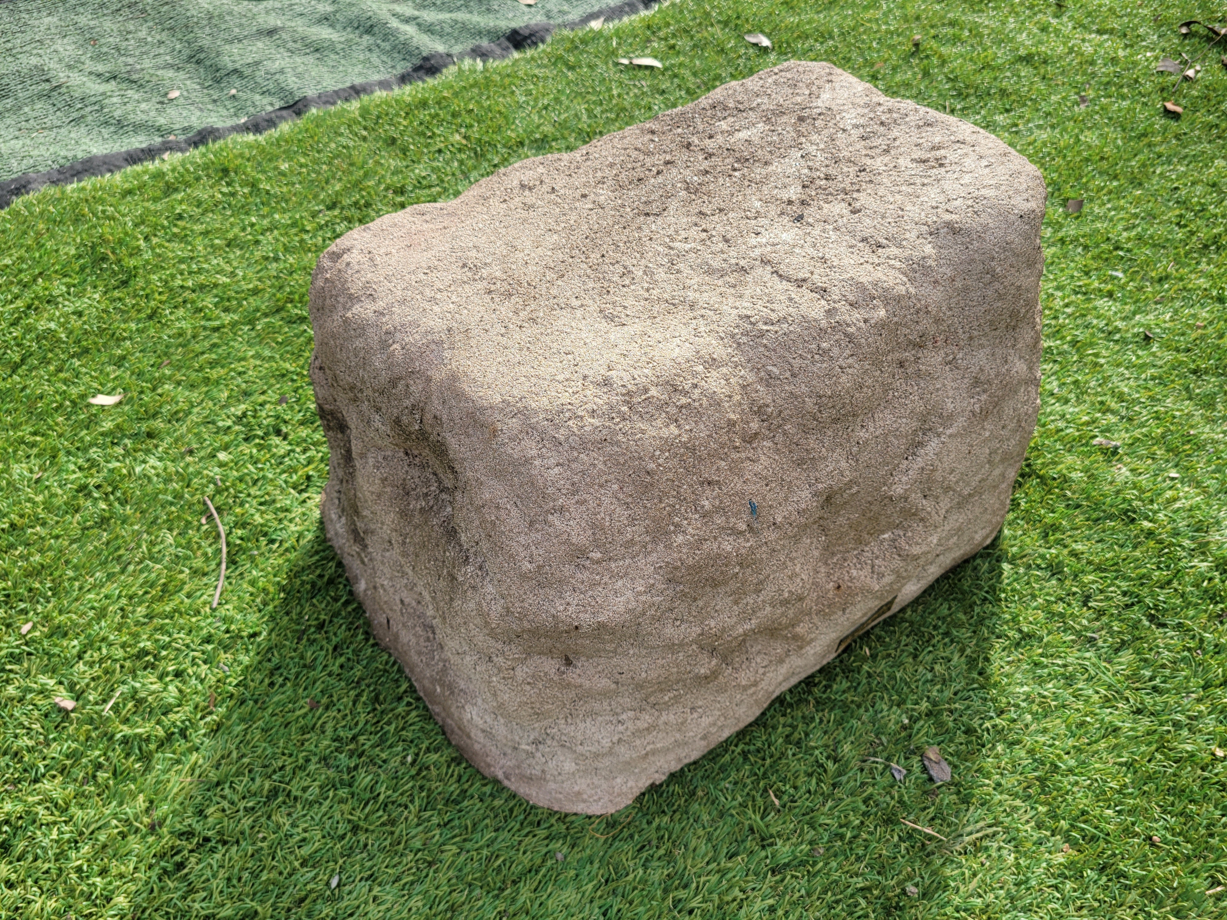 Memorial Rock Urn 1903 Large Double Natural Riversand