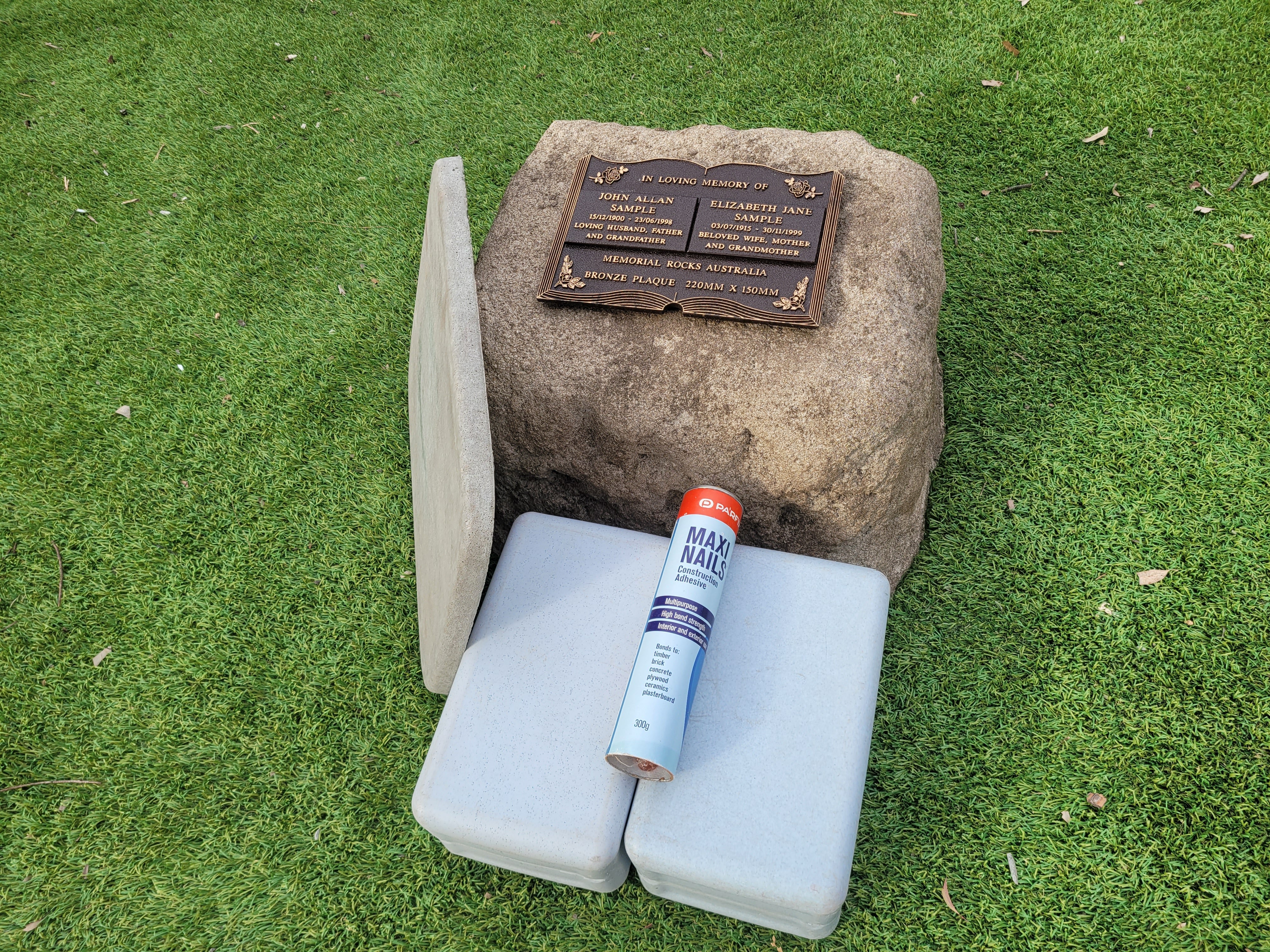 Memorial Rock Urn 1905 Large Double Natural Riversand