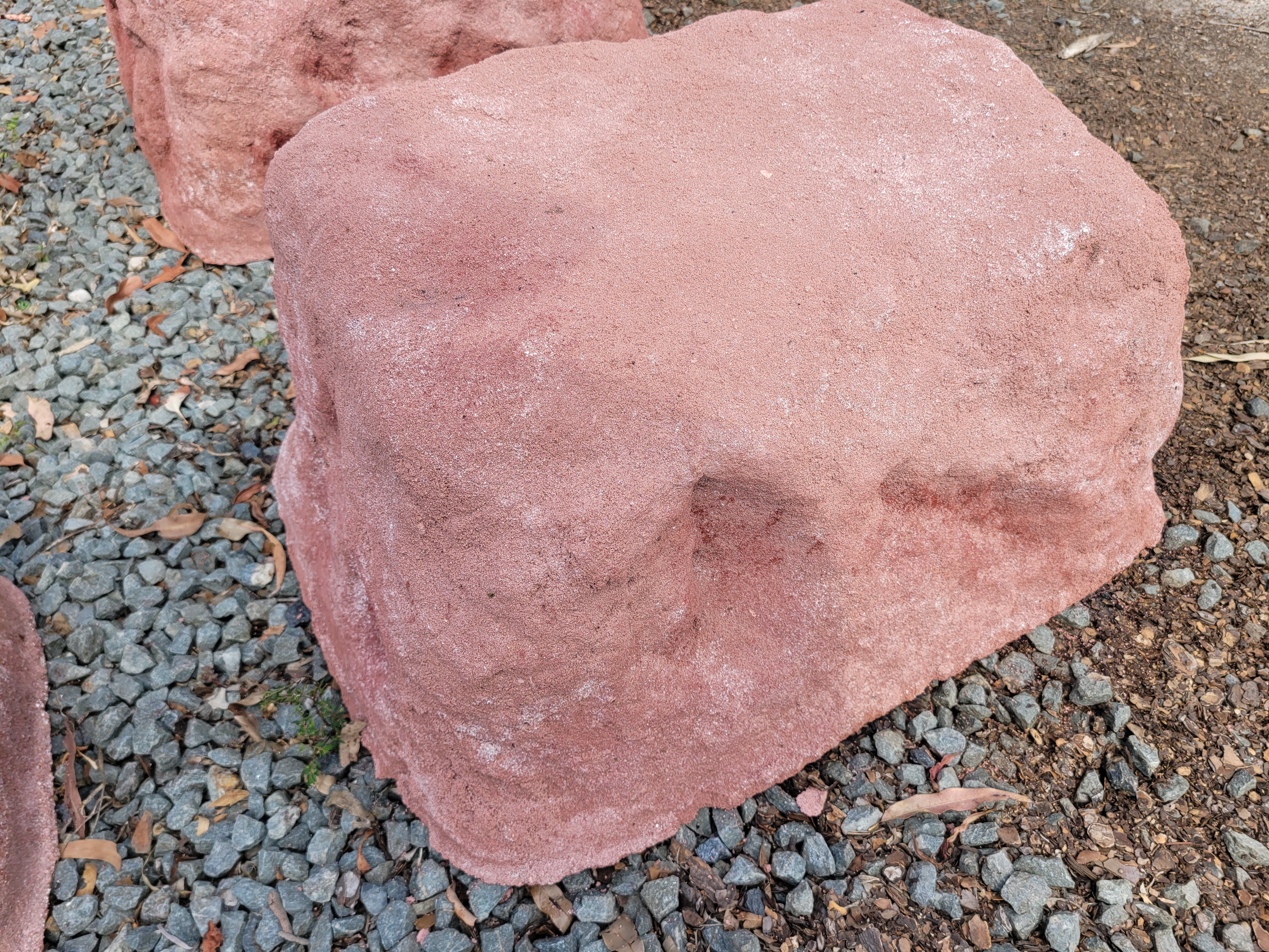Memorial Rock Urn 1919 Extra-Large  Pink / Red