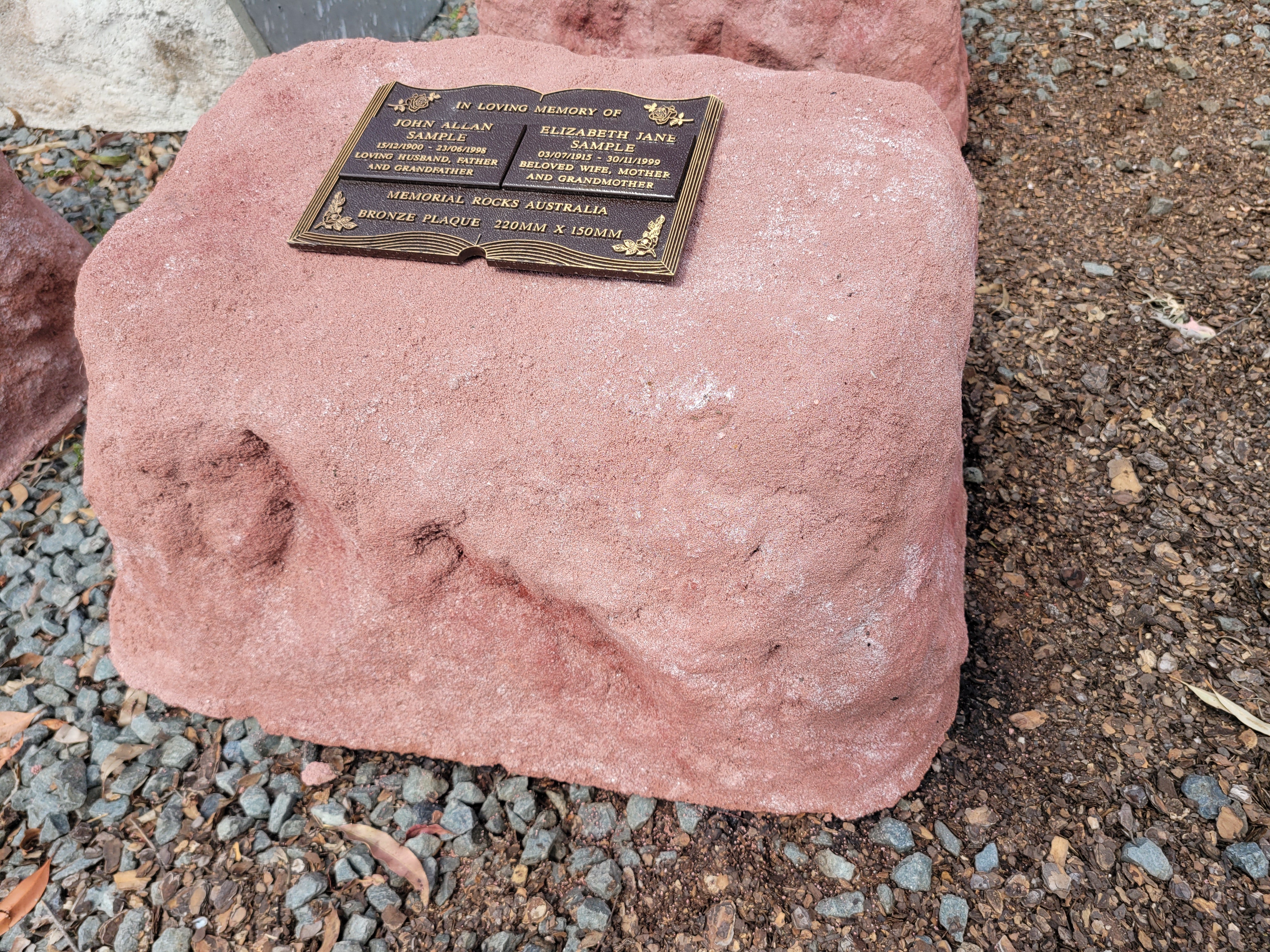 Memorial Rock Urn 1919 Extra-Large  Pink / Red