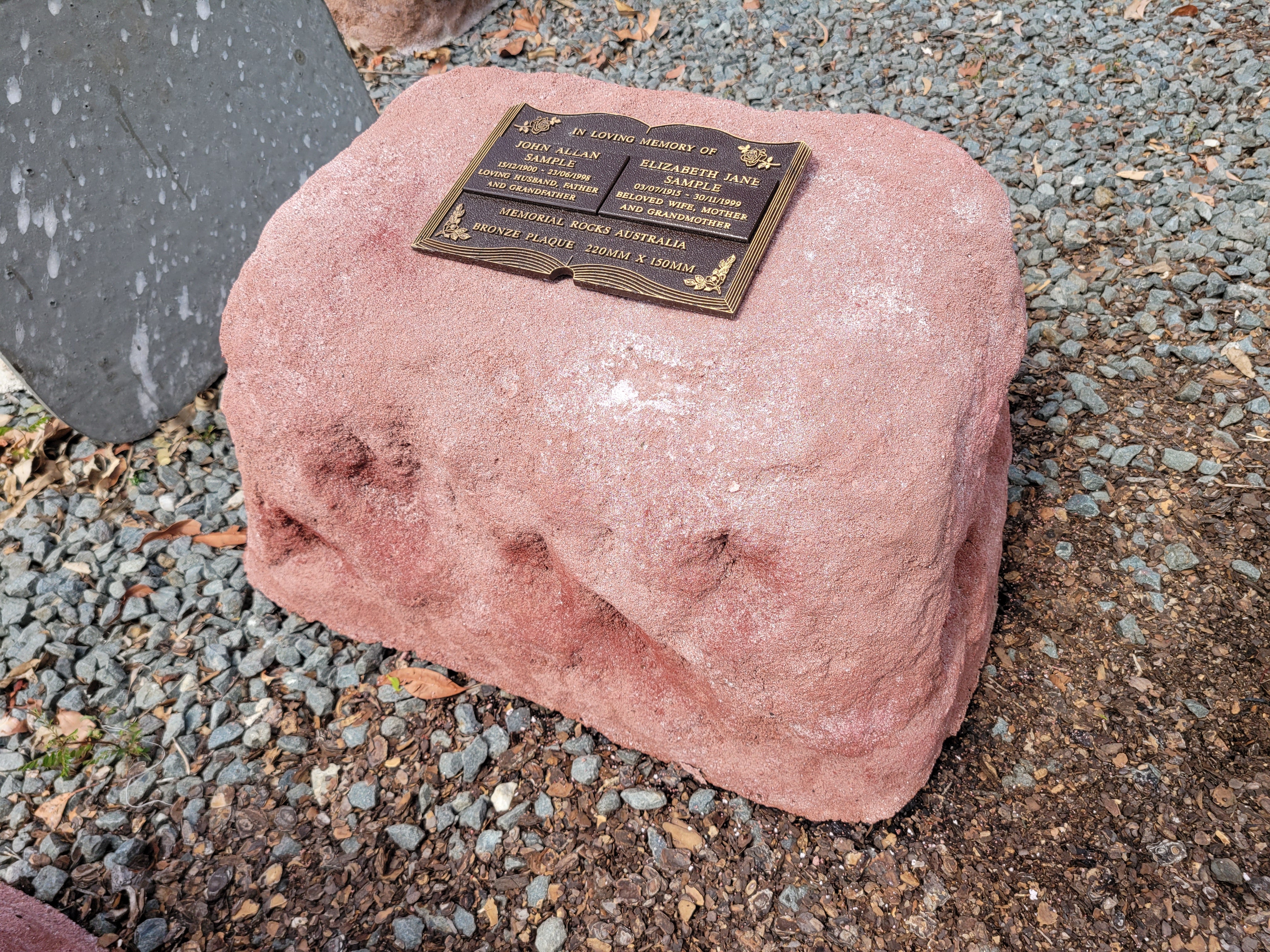 Memorial Rock Urn 1920 Extra-Large  Pink / Red