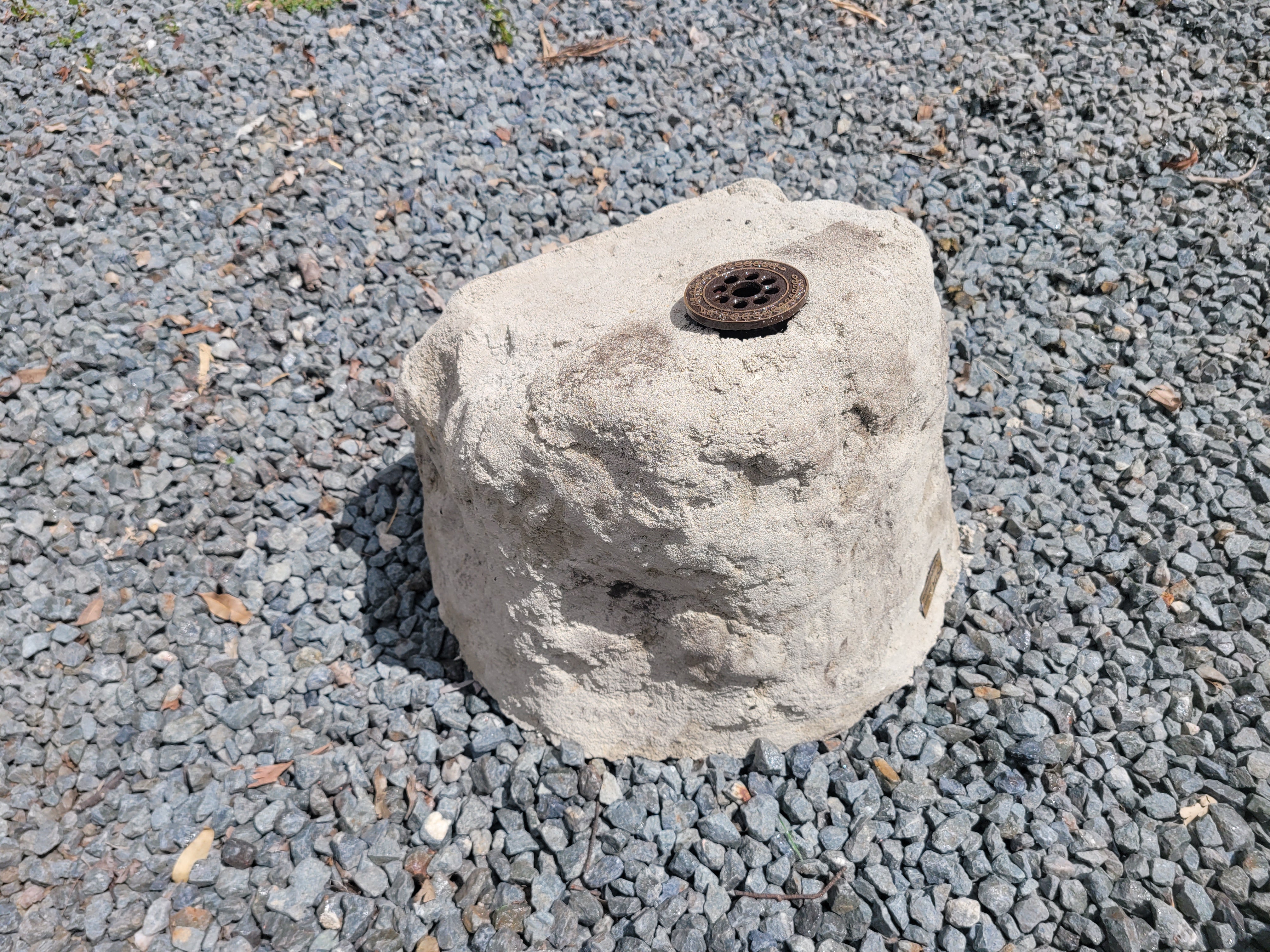 Large Memorial Rock Urn with Vase. 2054 Novelty