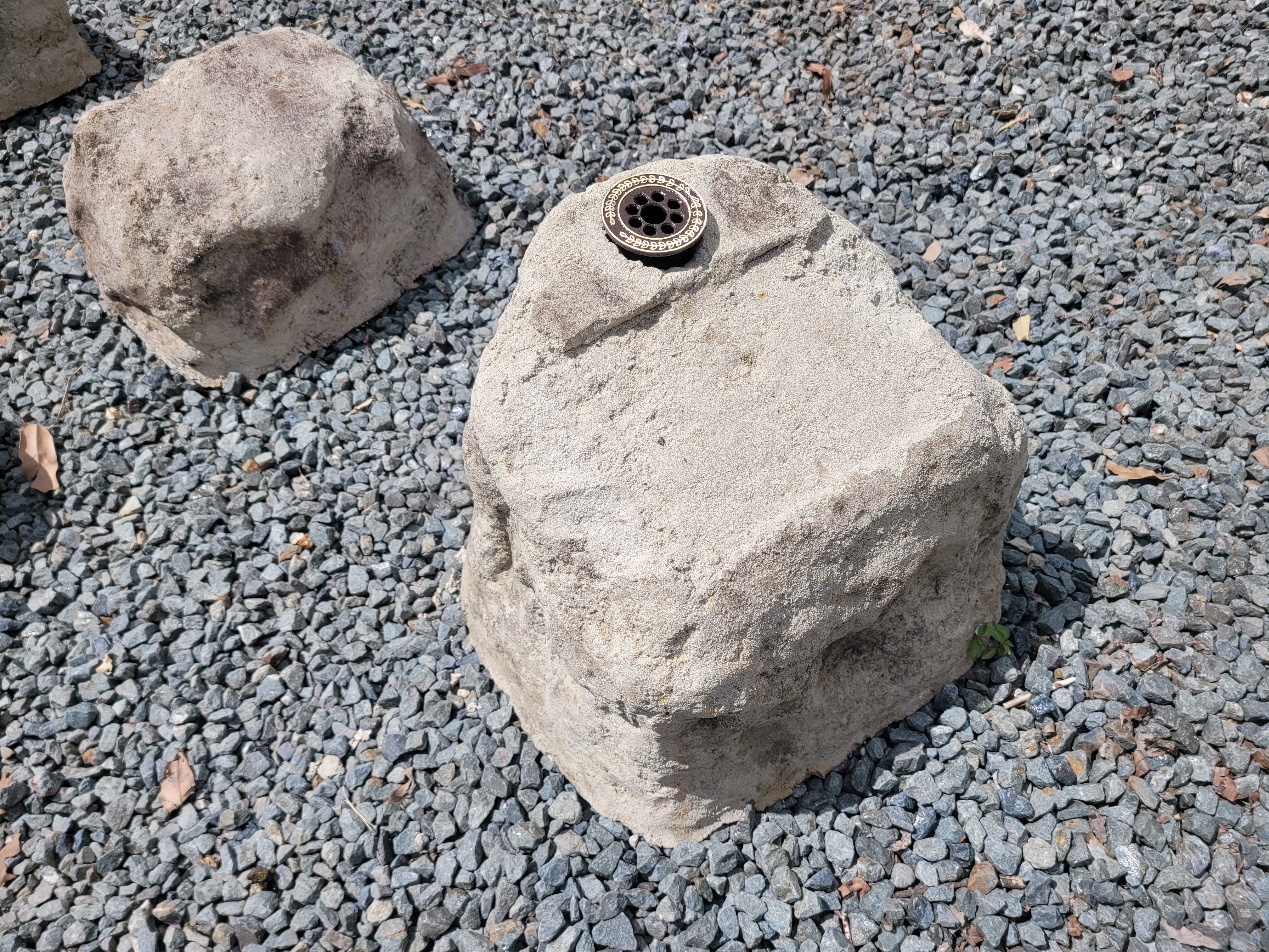 Large Memorial Rock Urn with Vase. 2054 Novelty