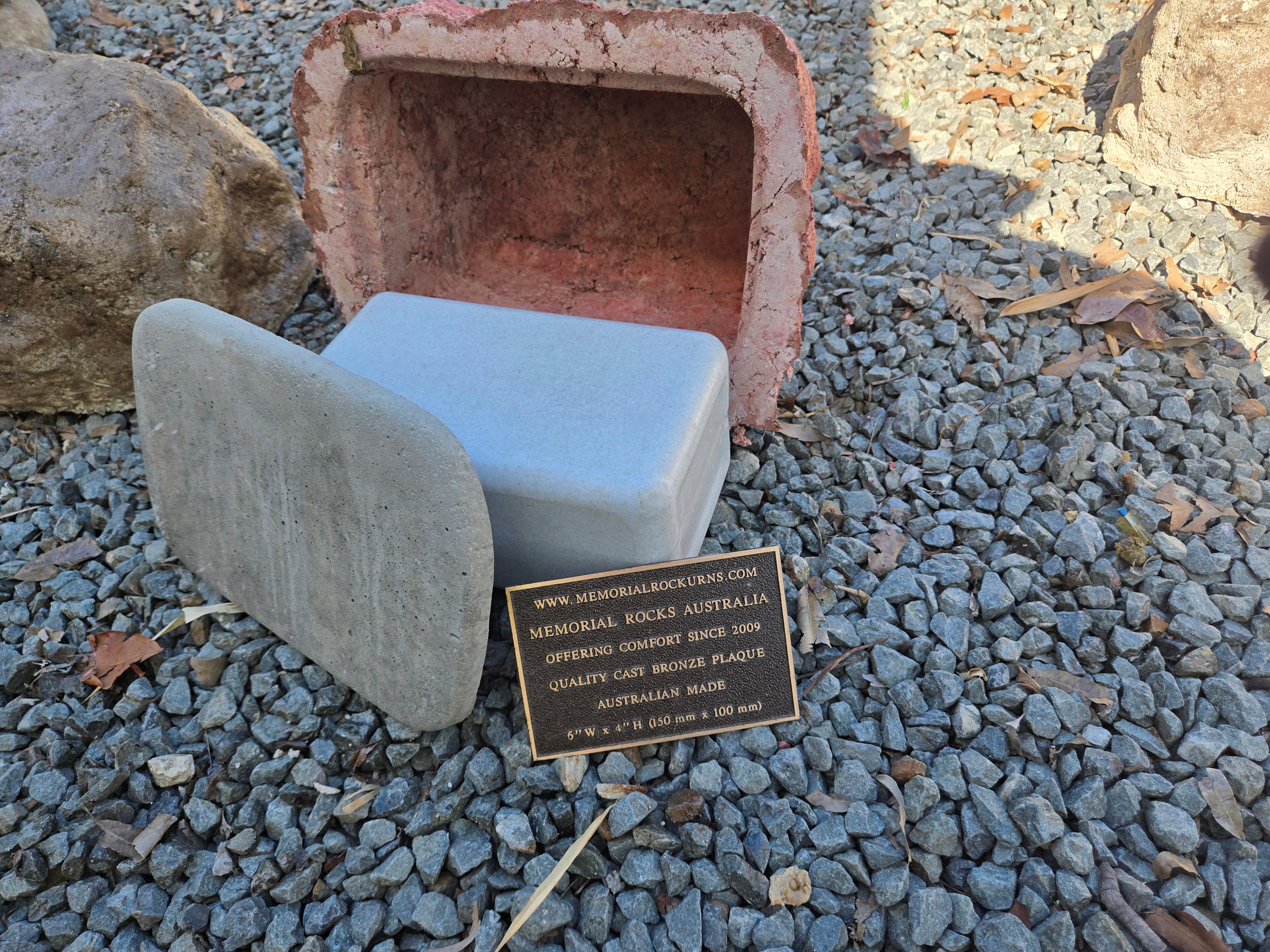Memorial Rock Urn 2129  Regular Red