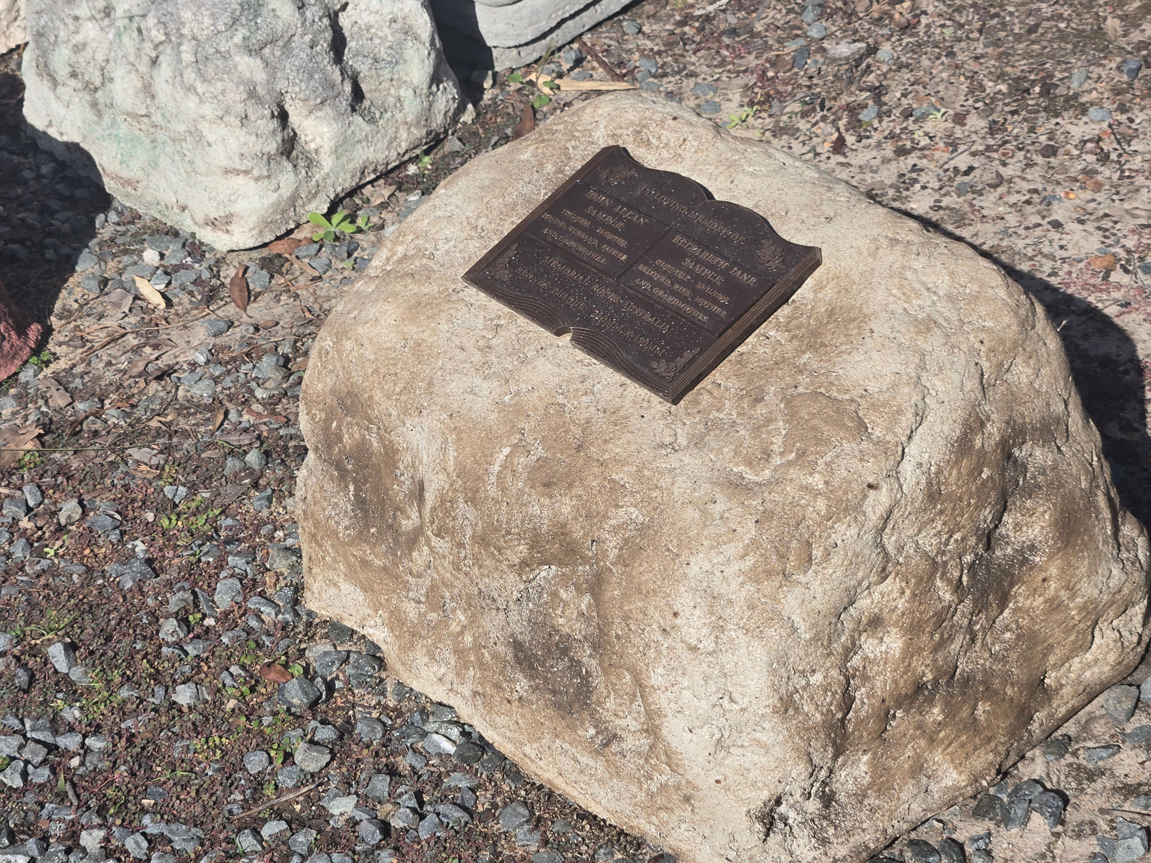 Memorial Rock Urn 2141 Extra-Large  Natural Riversand