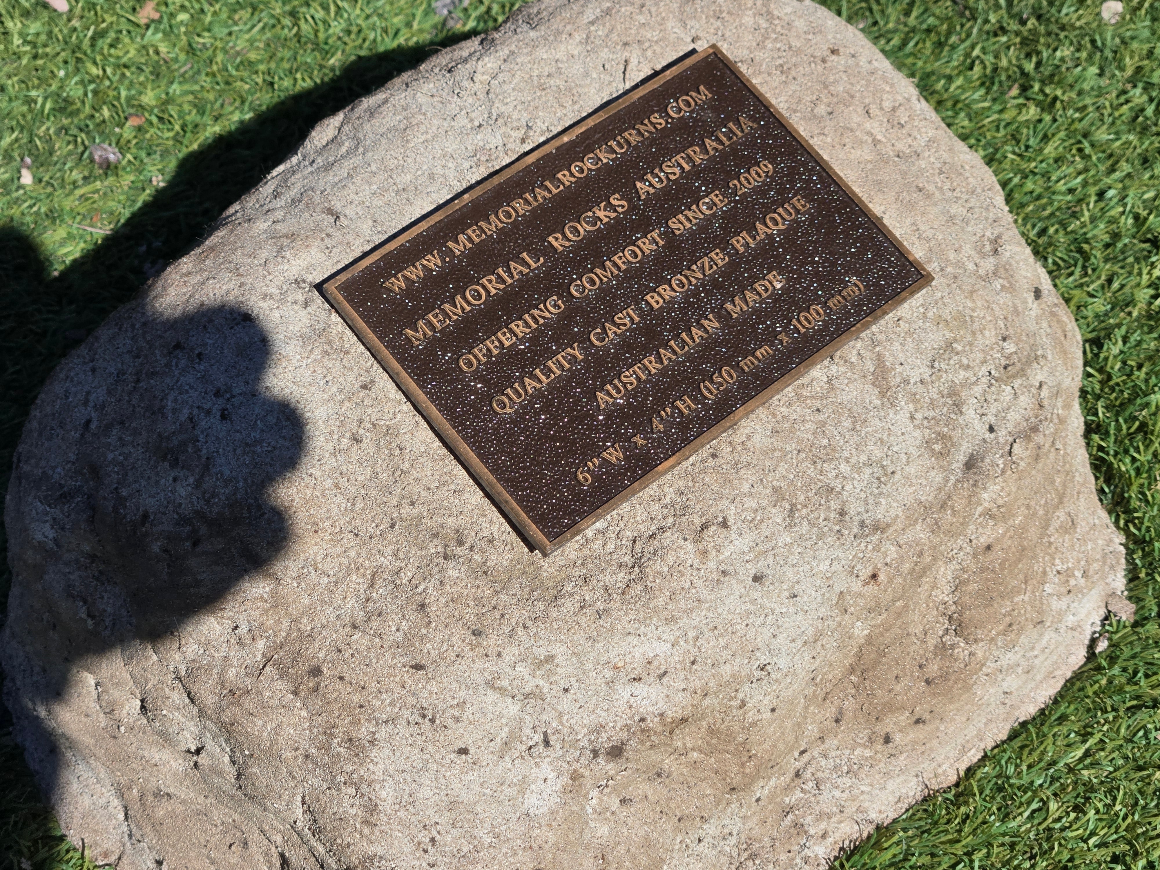 Memorial Rock Urn  2182 Regular Natural Riversand