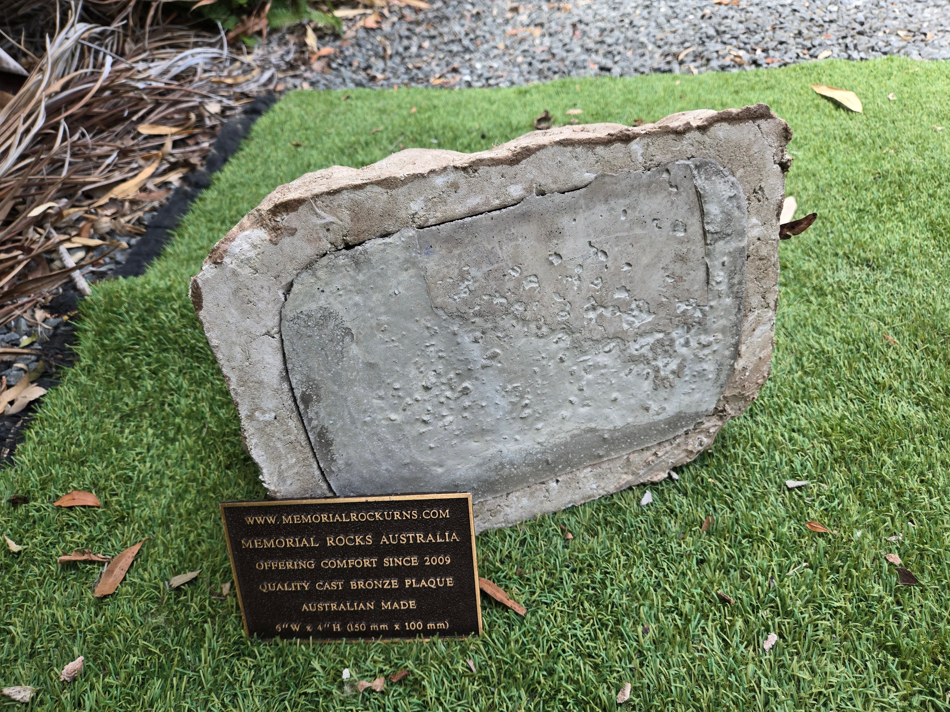 Memorial Rock Urn  2225 Regular White